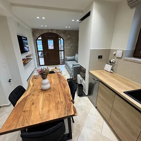 Nyaraló Armonia Livadi Arachovas