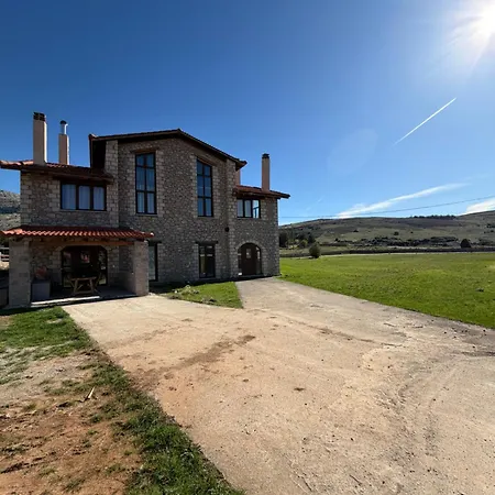 Armonia Livadi Arachovas